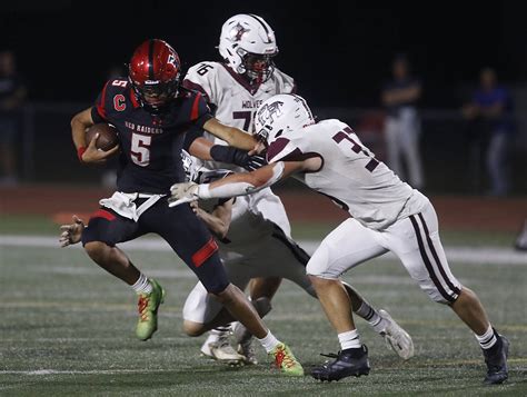 Huntley QB Malik Carter flashes potential in loss: McHenry County Week ...