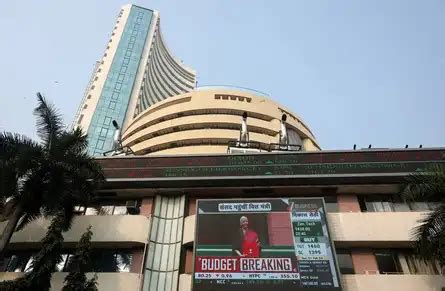 Market Highlights: Sensex settles 485 pts higher, Nifty above 25,850 ...