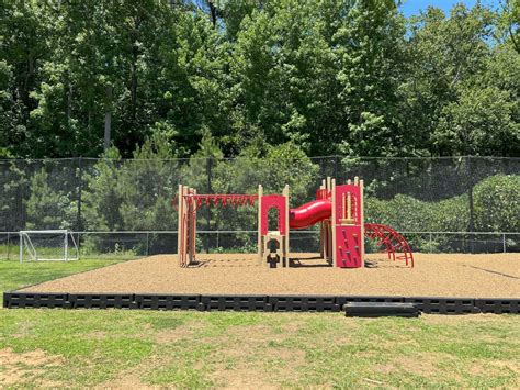 Elementary School Playground & Design | EcoPlay Structures