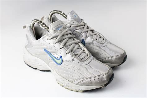 90's nike sneakers clearance