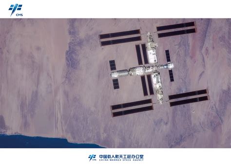中国空间站全貌高清图像首次公布-新湖南