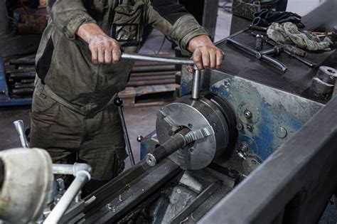 Metal Parts Processing Factory 的图像结果