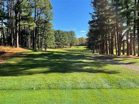 Golf - Needham Golf Club