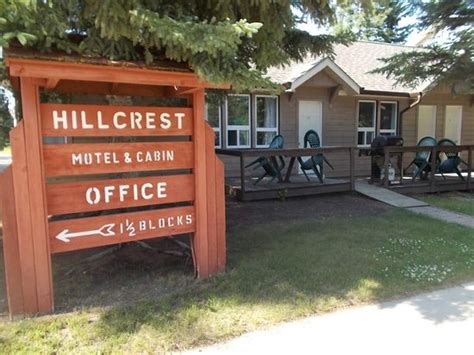 MOTEL HILLCREST (Waskesiu Lake) - Hotel Reviews & Photos - Tripadvisor