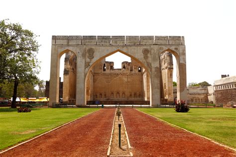 13 Days Mumbai and Karnataka Tour - All India Tour Packages by Indus Trips