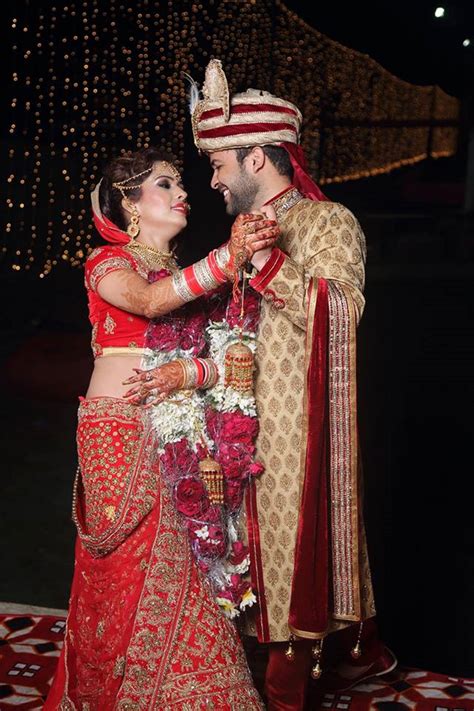 Pros and Cons of Social Media Wedding Sharing – India's Wedding Blog