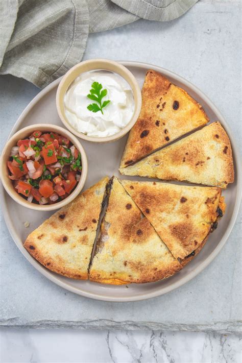 Air Fryer Quesadillas - Spice Up The Curry
