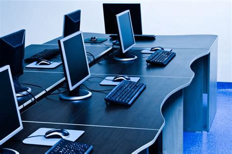 Computer Screen Perspective 的图像结果