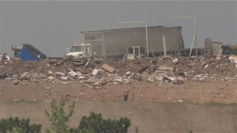 Landfill near Ellenwood in DeKalb County creates smelly problem ...