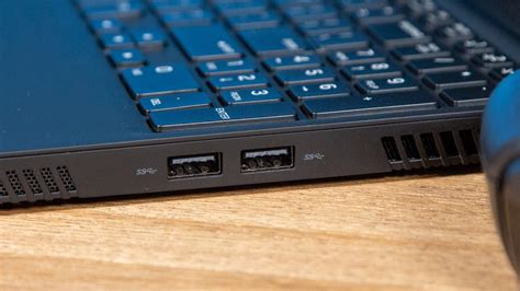 Alienware M15 OLED 的图像结果