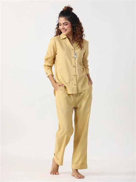 Beige Solid Night Suit – Sanskruti Homes