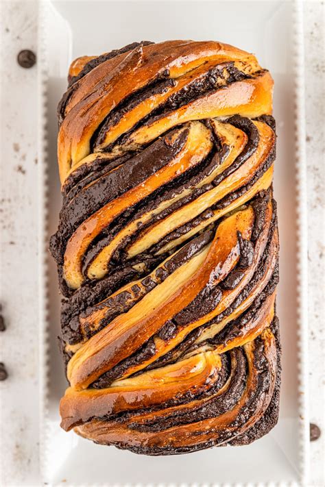 Chocolate Babka Recipe for a Sweet Holiday Treat
