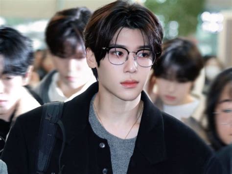 5 Skincare Rutin Sion NCT Wish: Si Tampan Multitalenta yang Suka Ngopi dan Anime - Jurnal Gaya