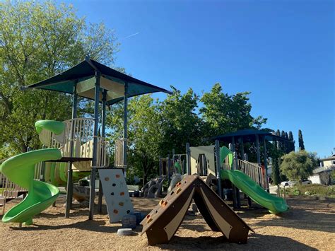 Suburbia Park - Conejo Recreation and Park District