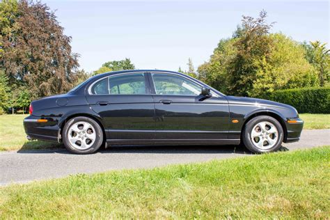 2001 Jaguar S-Type 3.0 V6 SE Saloon – Stark Classics
