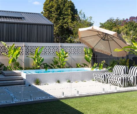 Small Backyard Plunge Pool