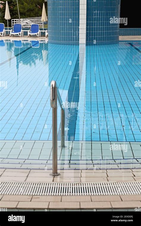 Swimming Pool Water 的图像结果