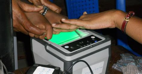Aadhaar validity: Supreme Court seeks Centre’s response, wants linking ...