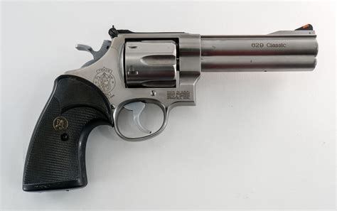 Smith & Wesson 629-3 Classic .44 Mag Revolver Auctions | Online ...