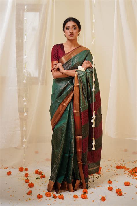 Dual Tone Green and Silk Pure Silk Maheshwari Saree with Striped Palla