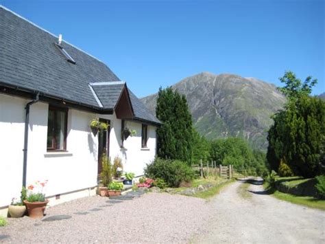 GLENCOE MOUNTAIN COTTAGES (Glencoe Village, Scotland) - Cottage Reviews ...