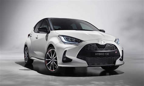 Toyota Yaris 2025: Υβριδική ανανέωση με σπορ πινελιά και τεχνολογικές βελτιώσεις