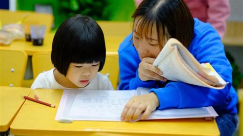 父母为何要“陪读”？引导孩子爱学习、会学习，更有益于提高成绩 - 哔哩哔哩