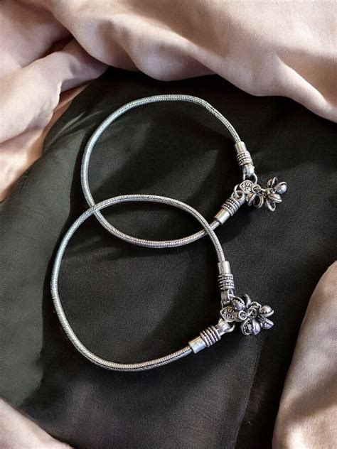 Kunjlata Oxidized Silver Anklets with Ghungroo – Preyasi