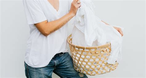 Trucos caseros | Consejos y tips para deshacerse del mal olor del cesto ...