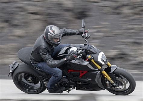 Ducati Diavel: Ducati Diavel 1260 and 1260 S launched in India: Know ...