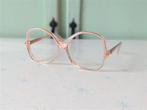 Vtg pink 60s womens oversized frames titmus thick eyeglasses upside down glasses – Artofit