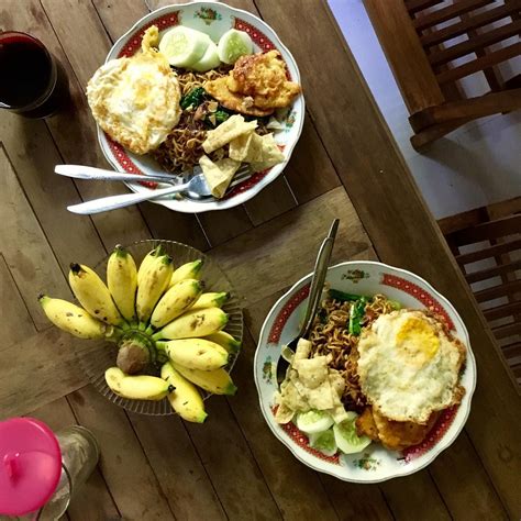 PEPITO GUEST HOUSE (Banyuwangi, Java) - Guesthouse Reviews & Photos ...