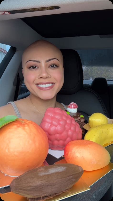 janemukbangs | We’re back at the most beautiful pastry shop in LA 😍🍌 ...