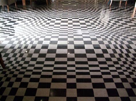 Optical Illusion Floor Tiles CREATE: Individuelle Vinylböden