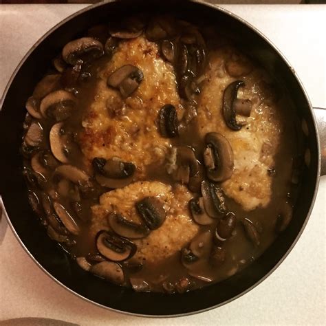 Chicken Marsala: Directions, calories, nutrition & more | Fooducate