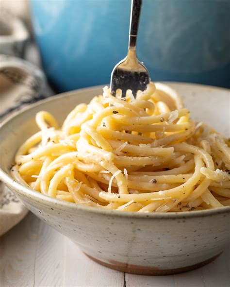 The Ultimate Cacio e Pepe Recipe: Simple Perfection