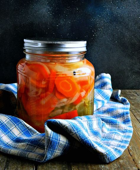 Mexican Pickled Carrots
