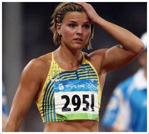 Swedish hurdle star Susanna Kallur drops worlds | TopNews