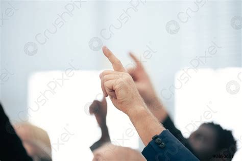 Pointing Stock 的图像结果