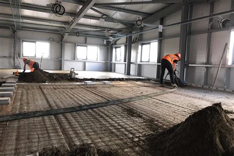 Fibre reinforced screed - Warehouse flooring - Bedford - 240㎡ - 01933 ...