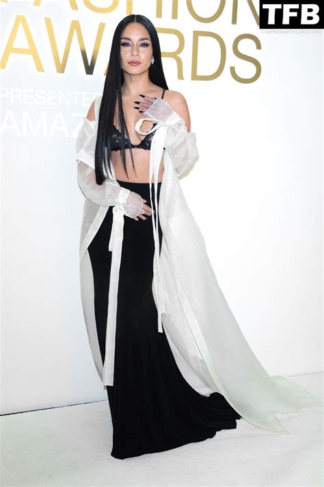 Vanessa Hudgens Nude Tits (60 Photos) - Sexy e-Girls🔞