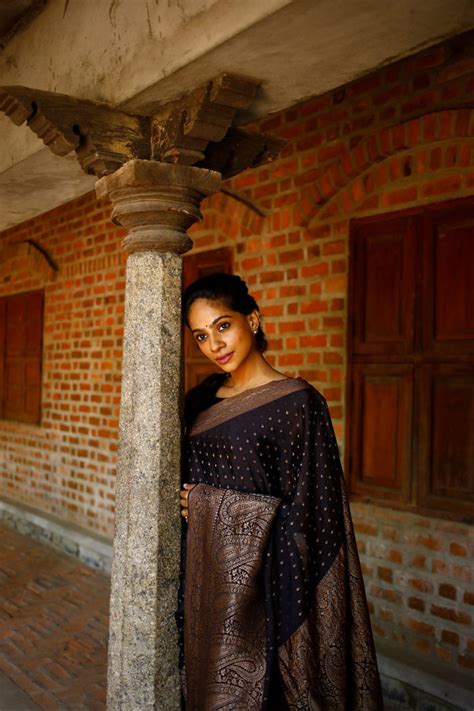 Buy Black Mysore Crepe Silk Saree T384403