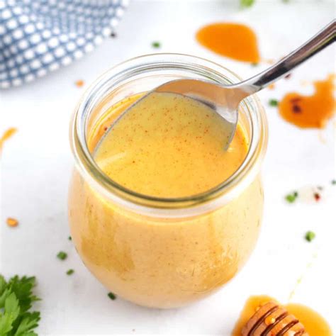 Simple Hot Honey Recipe (Fast and Easy to Make!) - Borrowed Bites