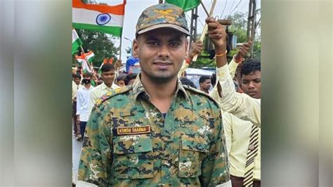 Naxal Encounter: नक्सलियों का हॉक फोर्स पर घात लगाकर हमला, दो बार वीरता ...