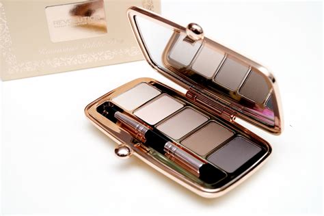 Renaissance Makeup Revolution | Saubhaya Makeup