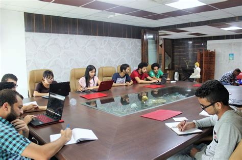 Indian Mesh office photos