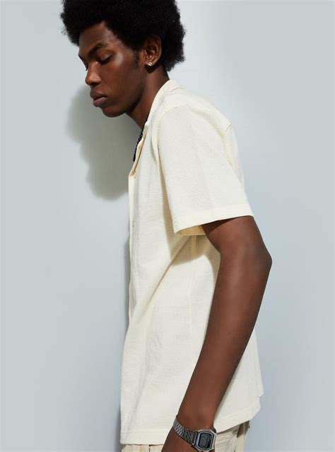 Buy URB_N Men Knitted Resort Shirt Online at just Rs. 699.0 ...