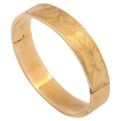 Solid Gold Bangle Bracelet at 1stDibs | solid gold bangles