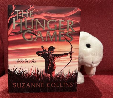 Marshmallow reviews The Hunger Games: The Illustrated Edition by ...
