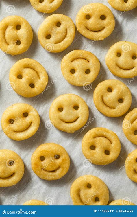 Eigengemaakt Smiley Face French Fries Stock Afbeelding - Image of friet ...